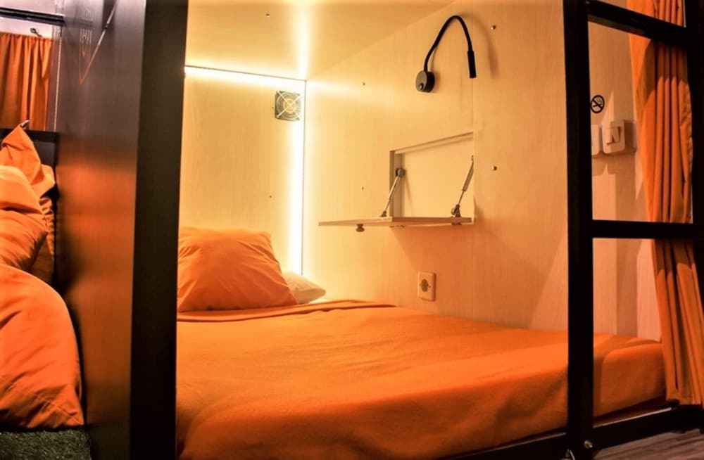 Фото Capsleep Cihampelas