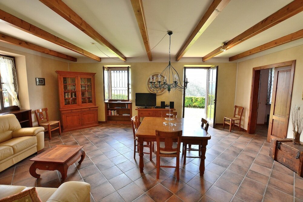 Фото Apartment With Pool Ai Pignoi Ground F