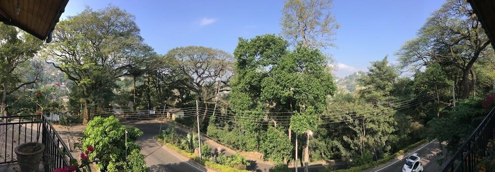 Фото Lake Corner Inn