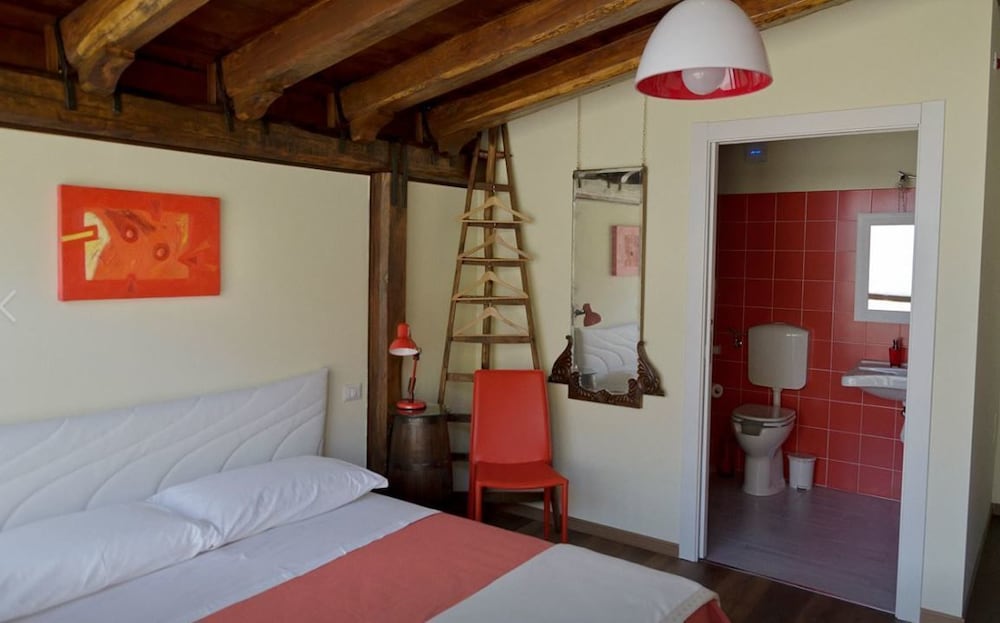 Фото Agriturismo Monte Cologna