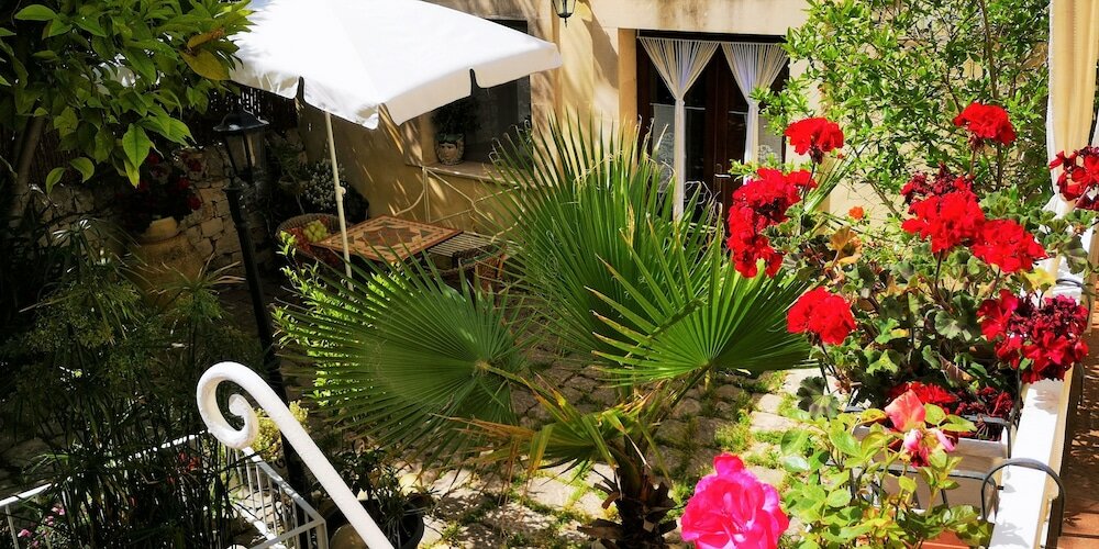 Фото B&b Il giardino dei sospiri