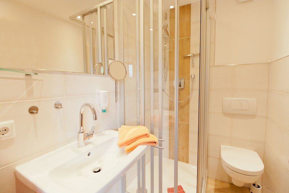 Фото Wandern und Wohlfühlpension Schuasterhof