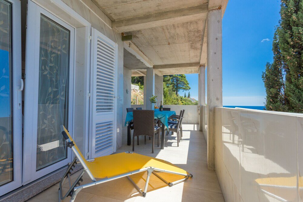 Фото Tomazin Apartment