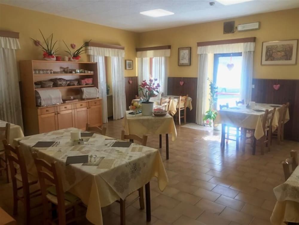 Фото Hotel Valcanale