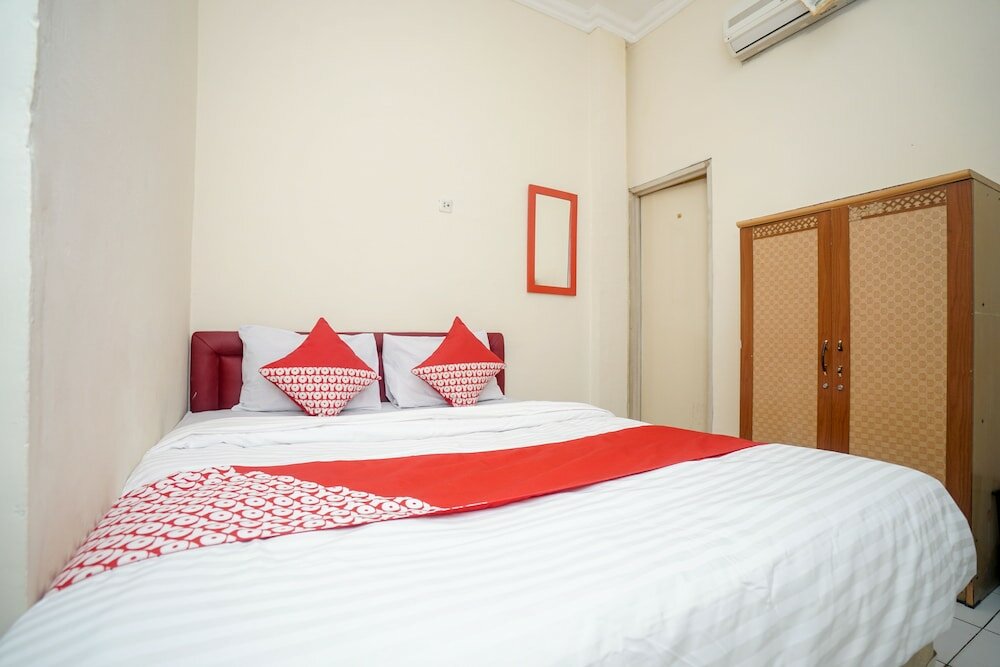 Фото Oyo 448 Hotel Central