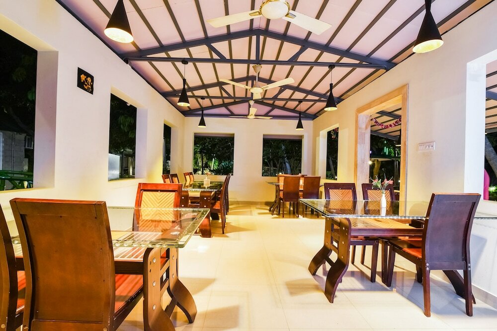 Фото Mangrove Resorts