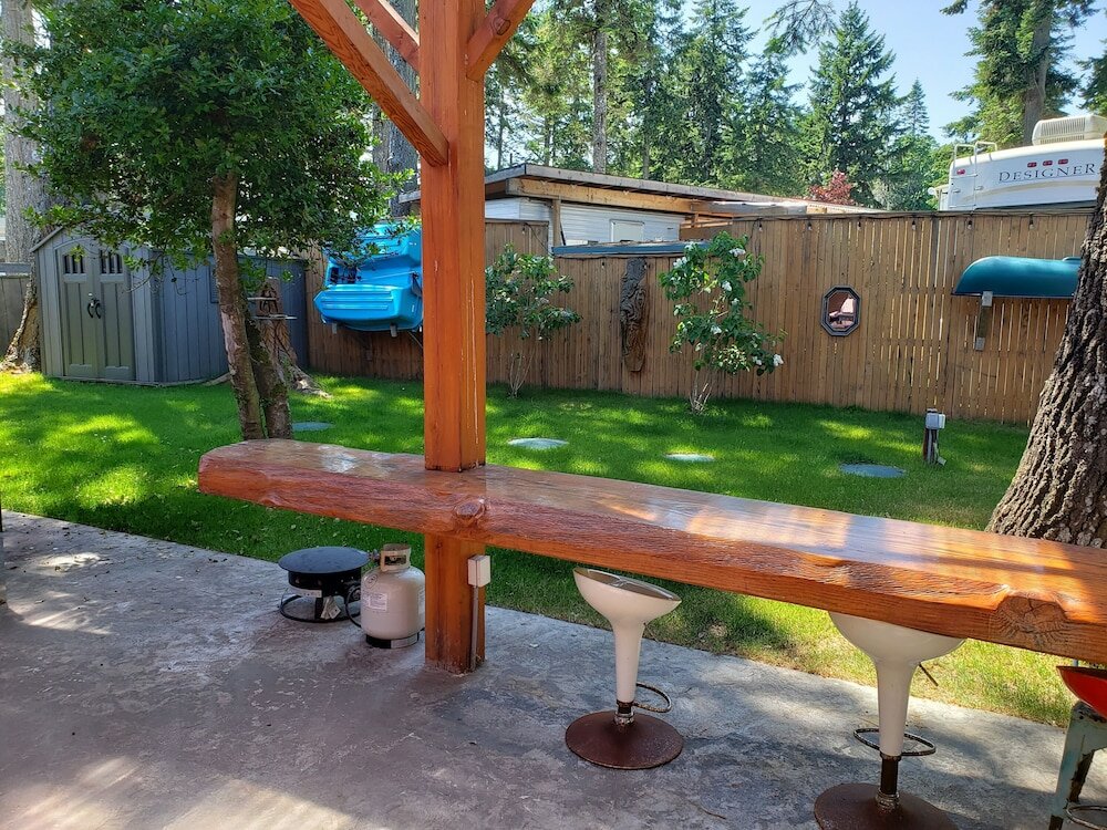 Фото Shelter Bay Resort