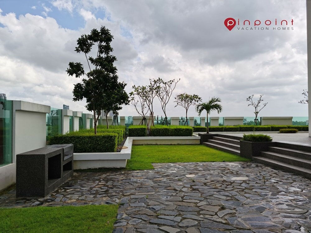 Фото Pinnacle Tower