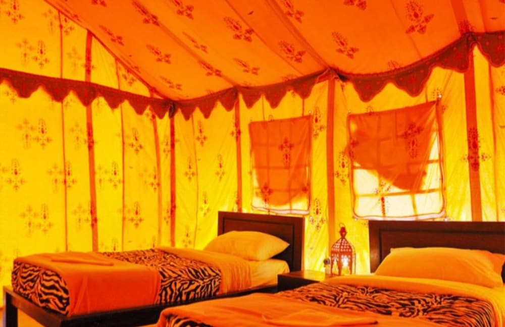 Фото Swachh Room