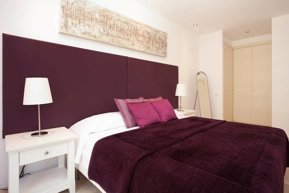 Фото Akira Flats Diagonal Mar