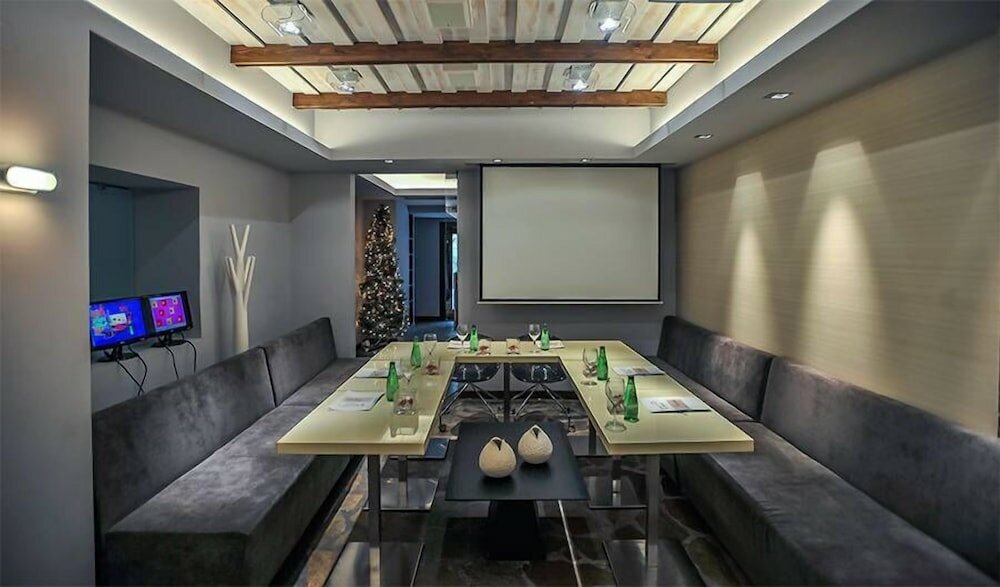 Фото Gefyri Hotel