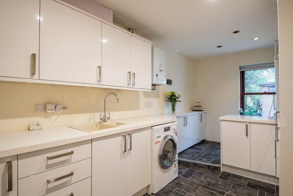 Фото Charming Wimbledon Park Home close to Putney Heath