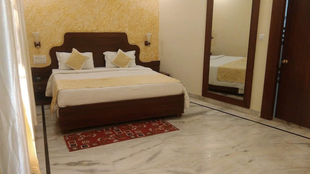 Фото Hotel Khajuraho Temple View