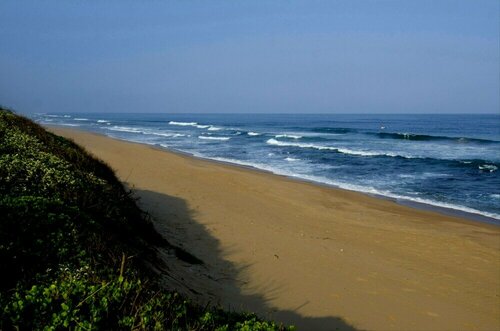 Гостиница 6 Dolphin Views - Near Umdloti Beach в Дурбане