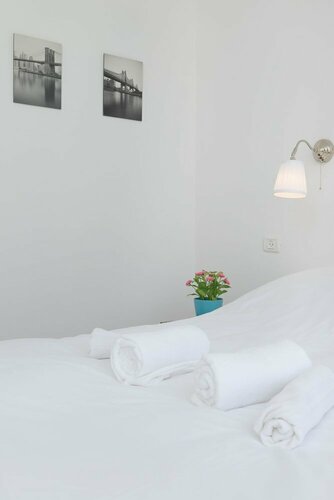 Гостиница Herzel beach apartment в Бат-Яме