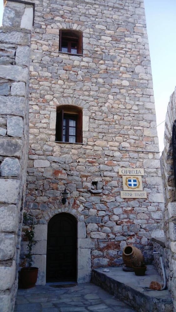 Фото Charouda Stone Tower