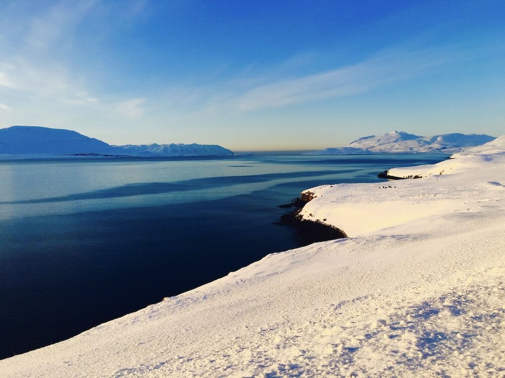 Фото Vellir Grenivik a home with a view