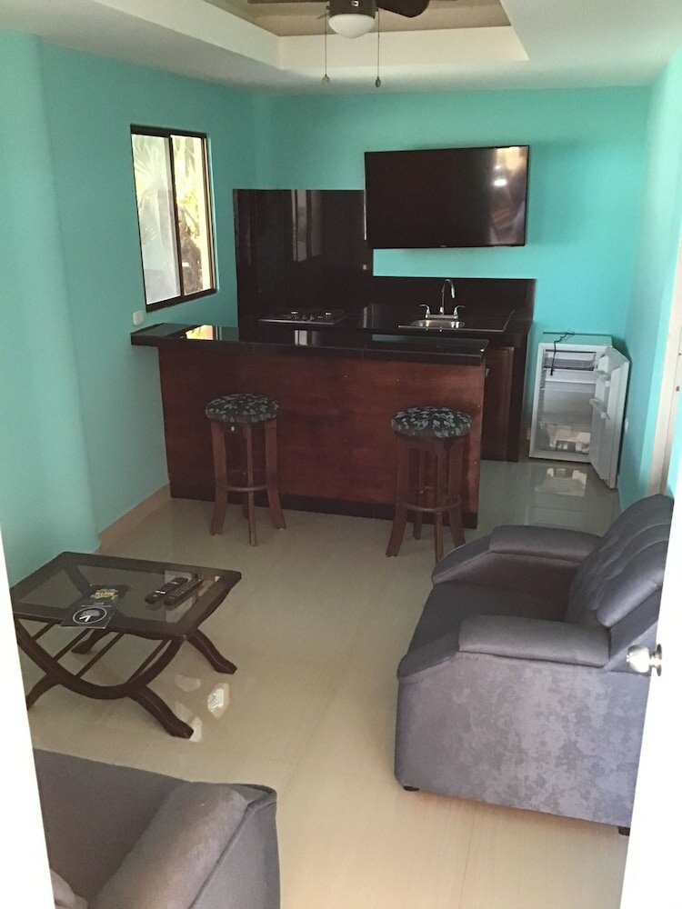 Фото Black Pearl Inn