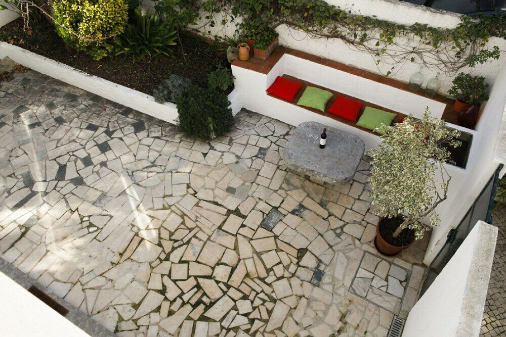 Фото Cushy Apartment with garden in Estoril