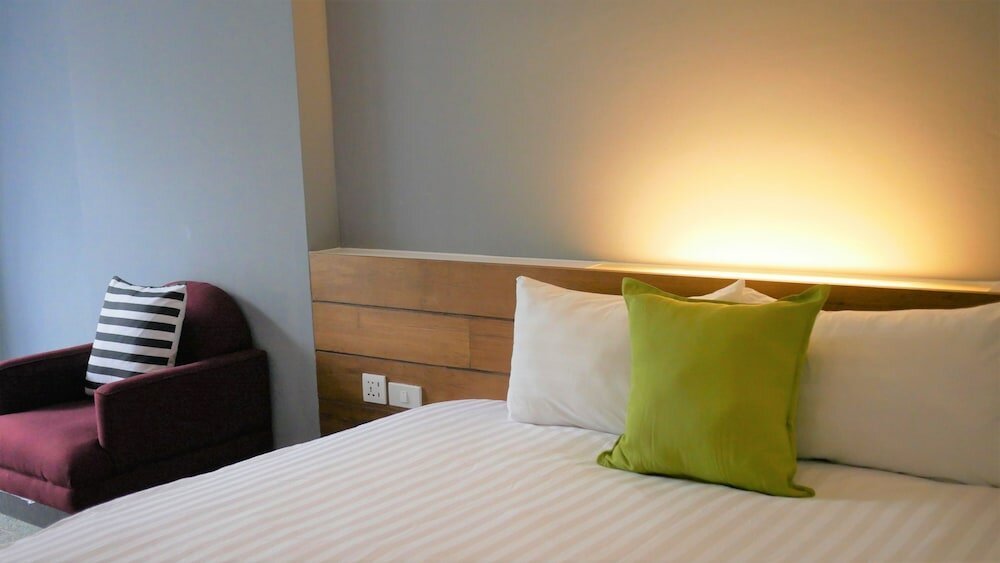 Фото Nice Hotel Ratchada