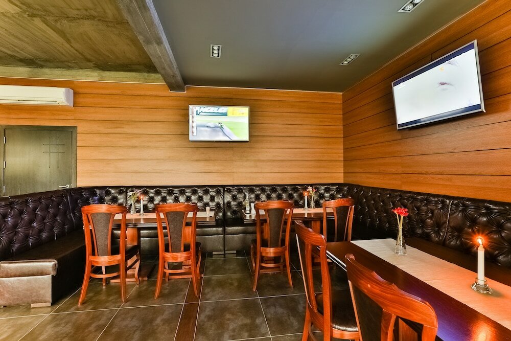 Фото Hotel Champion