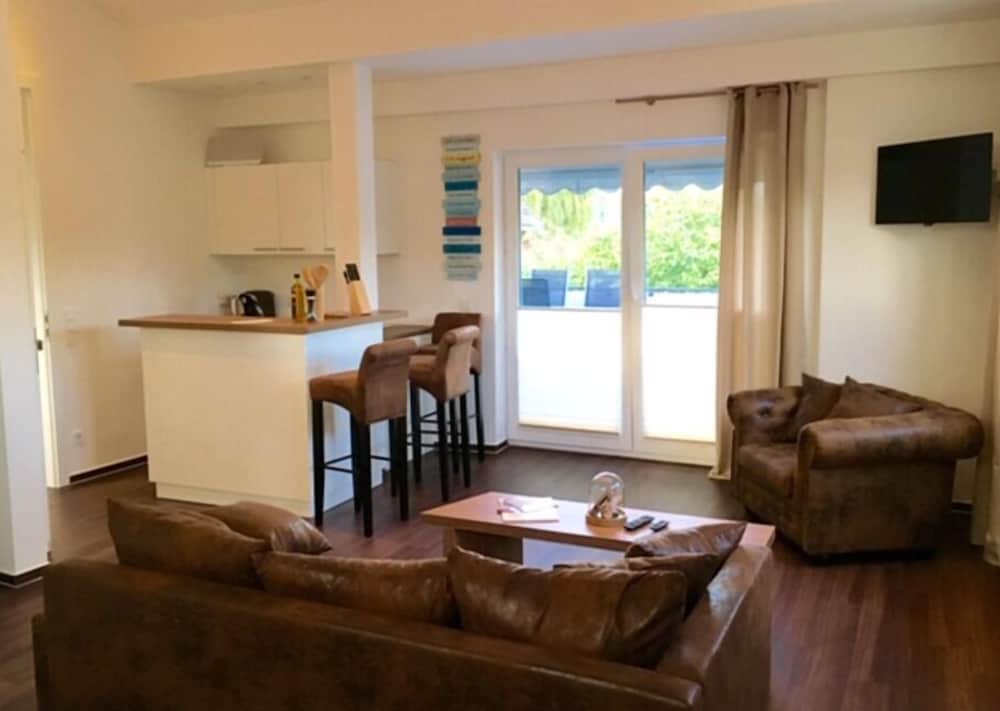 Фото Seaside-Townhouse