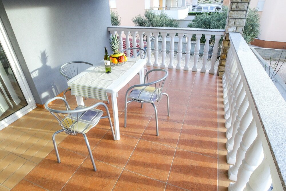 Фото Holiday home Klarisa