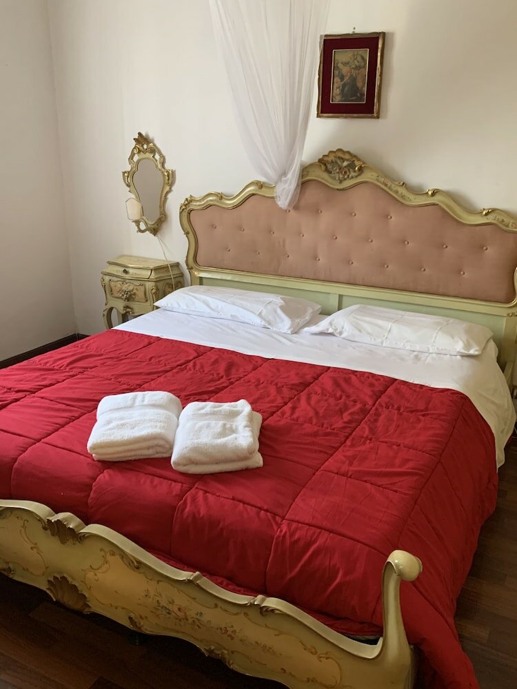 Фото Royal Guest House Venice