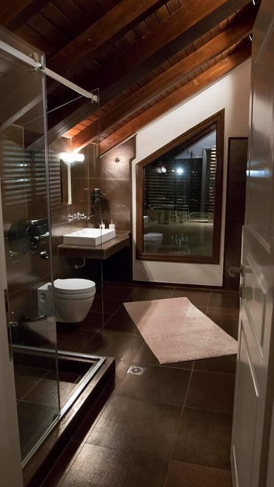 Фото Vintage Suites Trikala