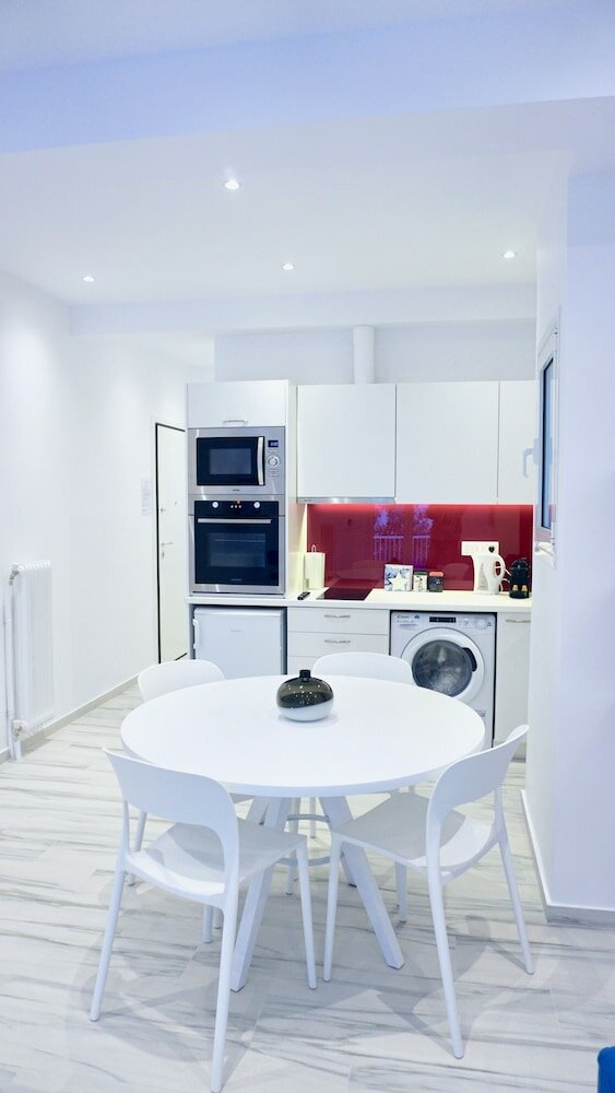 Фото Central Bright Apartment in Athens near Metro