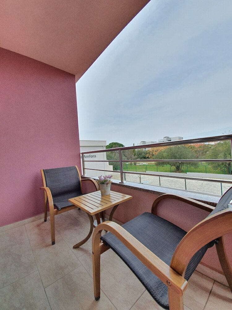 Фото Apartments Karla