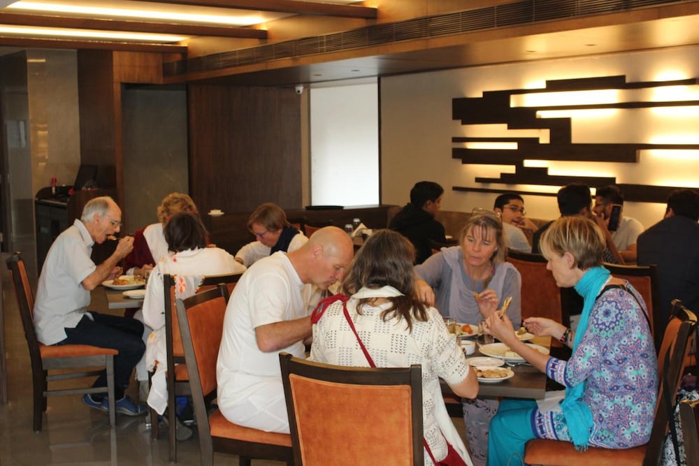 Фото Siara Styles Amba Suites