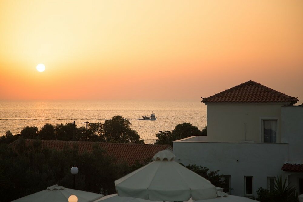 Фото Akti Hotel & Apartments