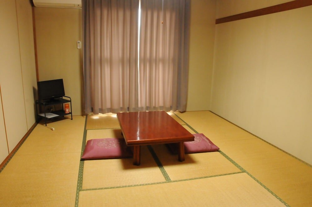 Фото Iseshima Youth Hostel