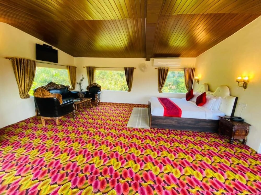 Фото Lohagarh Corbett Resort