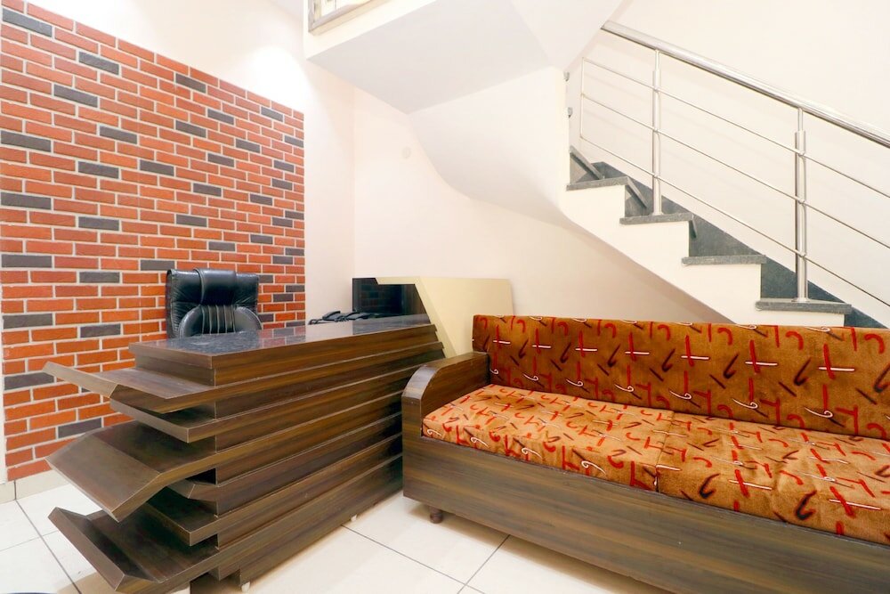 Фото Oyo 39759 Kesari Root