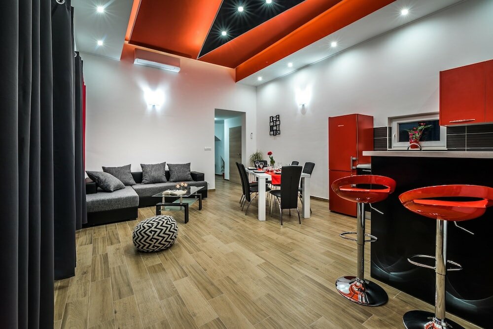 Фото Apartments Sunshine Home