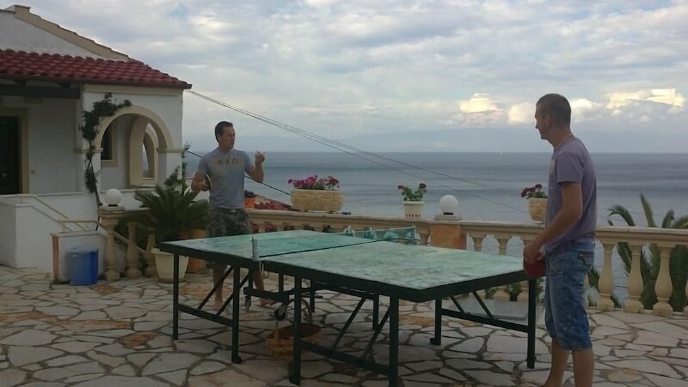 Фото Oniro Villas