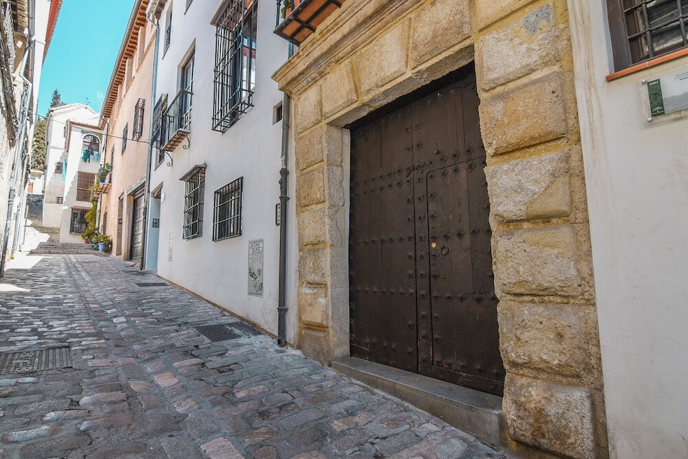 Фото TuGuest Alhambra Apartments