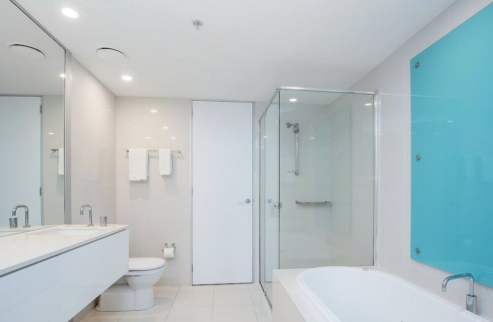 Фото Upmarket Apartment at Beach