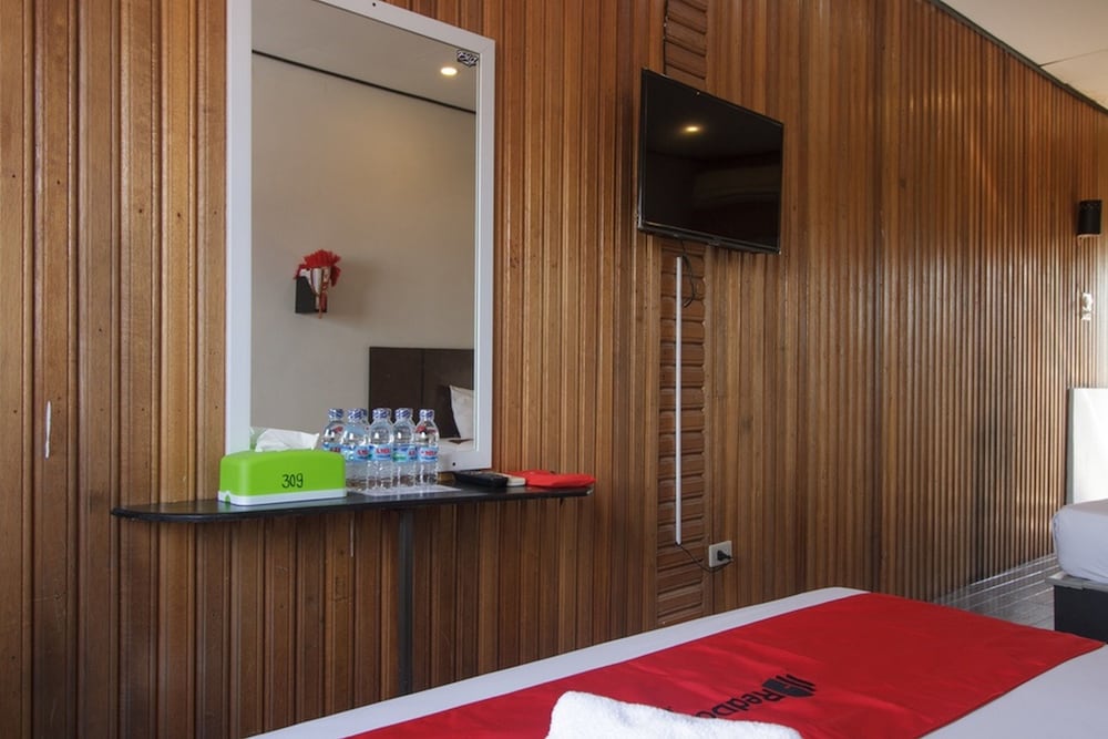 Фото RedDoorz near Jalan Sudirman Padang