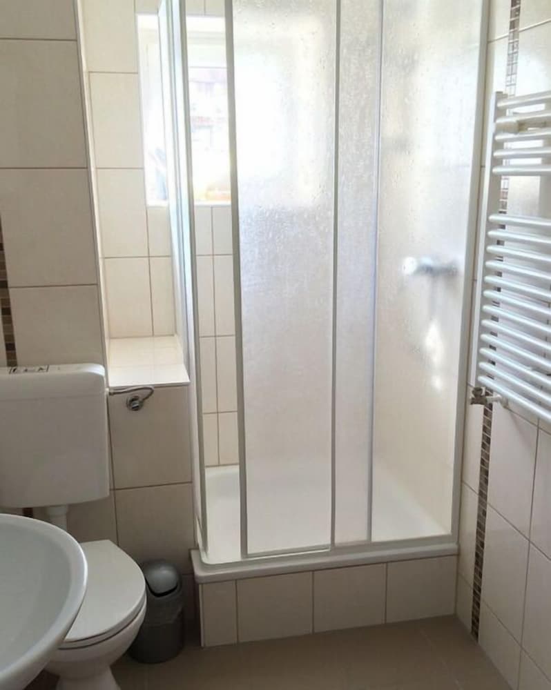 Фото Ferienwohnungen, Monteurwohnungen & Pension Fewo Helmstedt