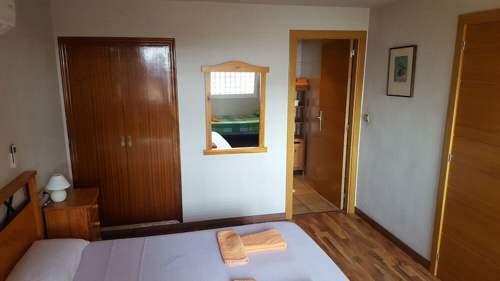 Фото Hostal La Mar