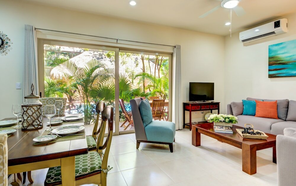 Фото Rebecca 2 bedrooms sleeps 5