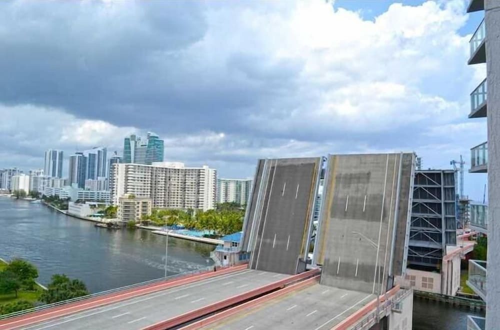 Фото Bwalk Resort Rentals