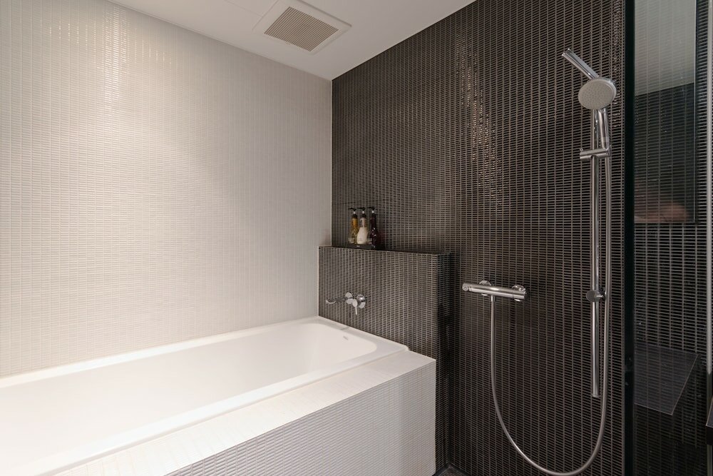 Фото Kira Kira Suites by H2 Life