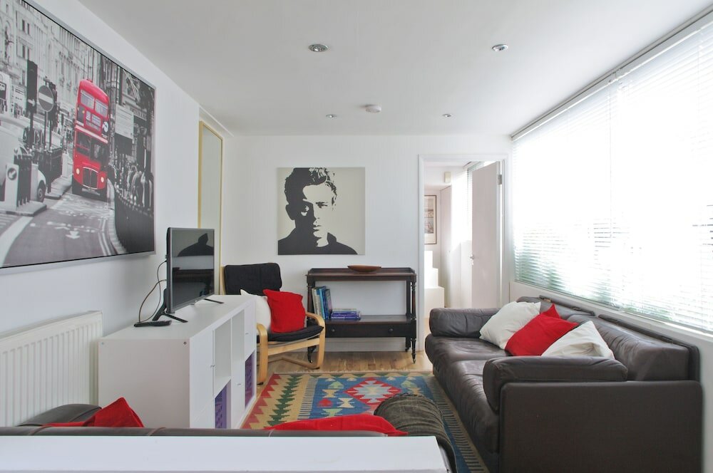 Фото The London Agent Camden Photo Library