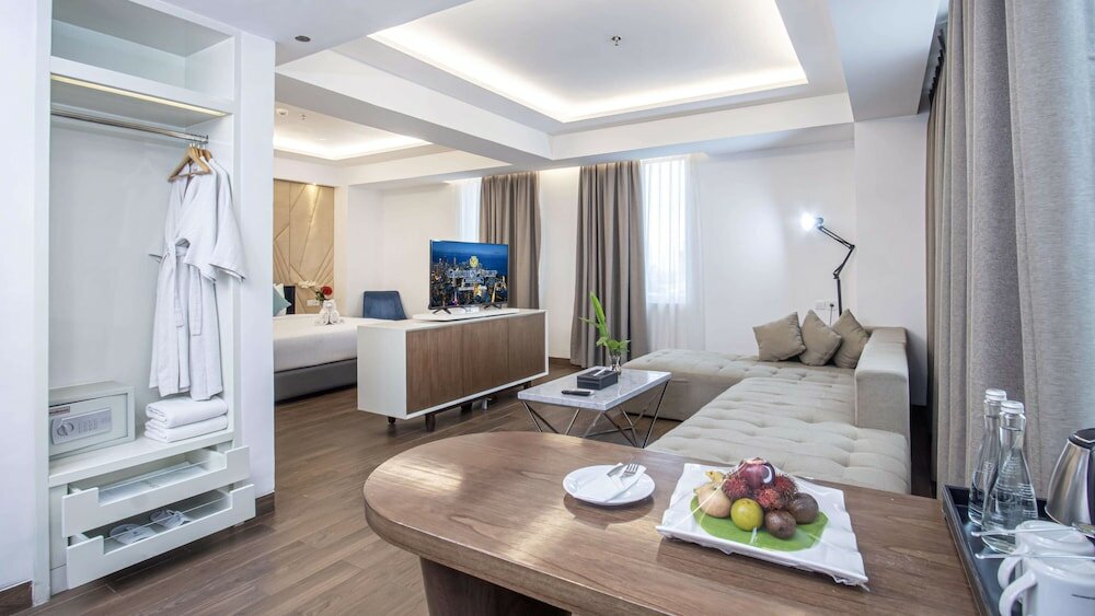 Фото Golden Tulip Essential Makassar