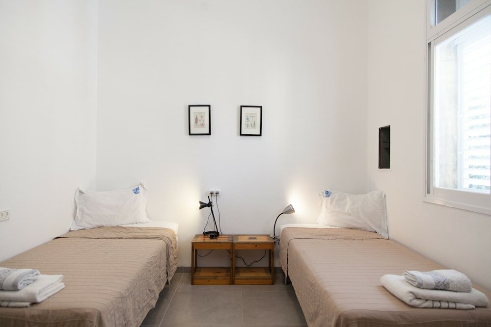 Фото Carmel Apartments