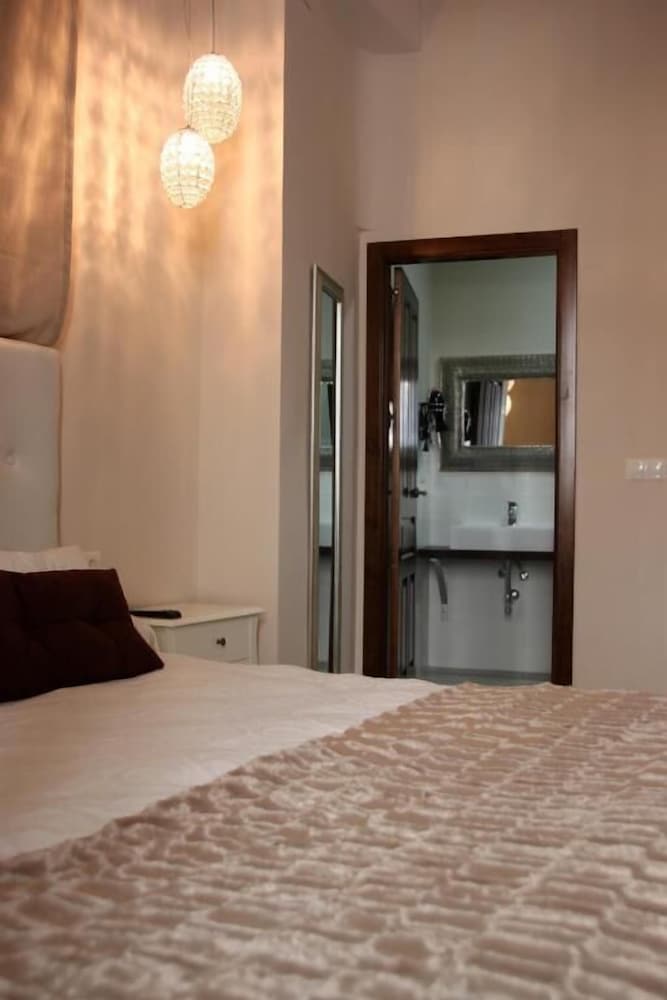 Фото Chezmoihomes Plaza Nueva Premium